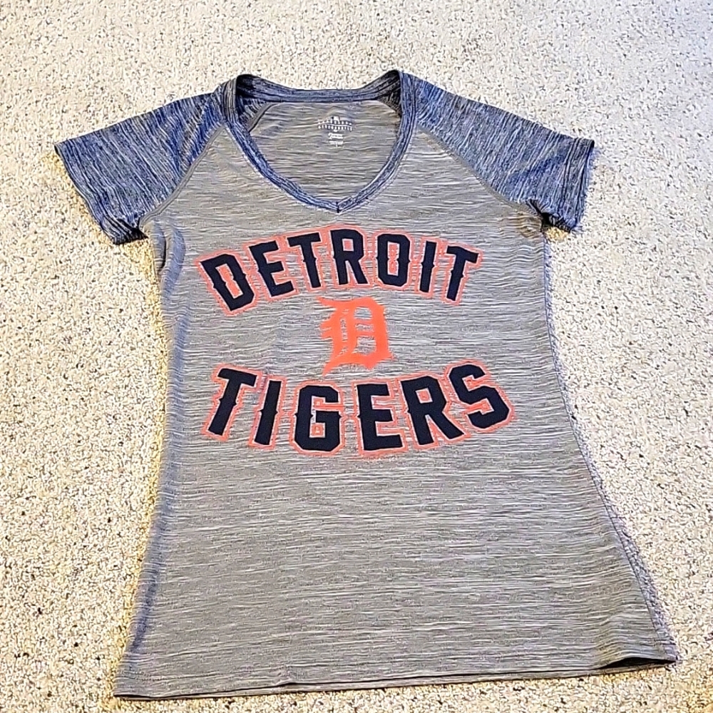Detroit Tigers] woman S